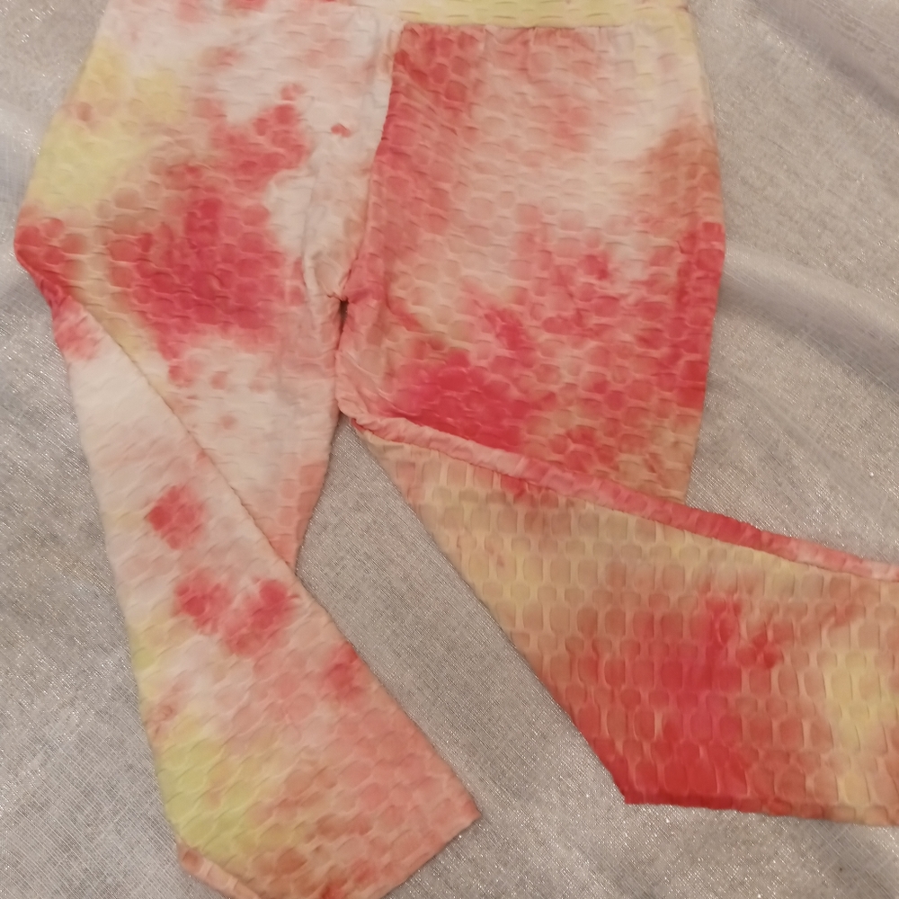 Tik Tok Capri leggings, NWOT, size XL